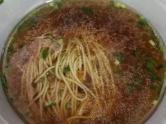 红汤面底-裕兴记•蟹黄面馆(人民广场店)