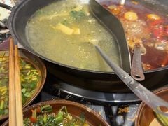 -重庆故事姊妹老火锅(财经学院店)