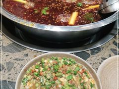 -肖肖酸萝卜鱼火锅(总店)