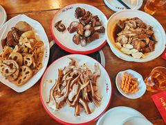 -老鼎万春卤菜(五代传承创始老店)