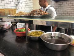 -覃肥叔桂林米粉(粮道街店)