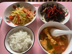 -鲸育宝宝月嫂(徐汇店)