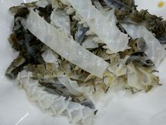 鲩鱼皮白灼-广宁炭炉鸡煲·富临门饭店