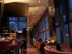 -翡翠36酒吧(浦东香格里拉店)