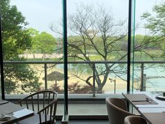 -上海佘山世茂艾美酒店
