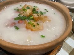 -新大咀港式茶餐厅(宝山万达店)