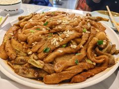 -何适山庄 ·可团建(水长城P2停车场店)