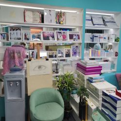 -斐尔国际皮肤管理中心