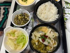 -老娘舅餐厅(黄龙体育中心店)