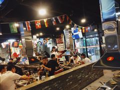 -马路牙子烧烤音乐酒馆(望京店)