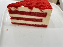 红丝绒慕斯蛋糕-木子谷深圳甜品自助餐(梅林店)