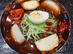 -臻牛烤肉