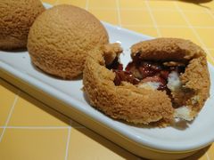 酥皮山楂叉烧包-蔡澜点心·粤菜(花城汇南区店)