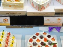 -罗森尼娜(德思勤店)