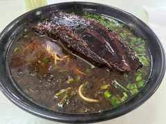 -小龙大肉面馆