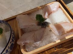 -旧街市鲜货老火锅(大光路店)