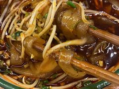-拈签一笑黄牛肉辣卤串串