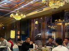 -乡村馕坑肉·烧烤·新疆菜·本地人更爱吃(阿勒泰首店)