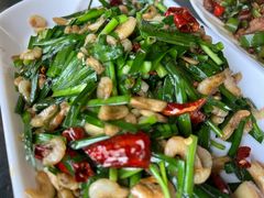 韭菜炒虾米-乡村小榭饭店