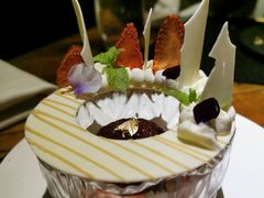 草莓奶冻-AZUL by FUEL蓝色·法式酒馆(琶醍店)