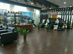 -广州粤之宝宝马4S店(雅瑶店)