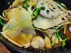 -万记麻辣烫国展总店
