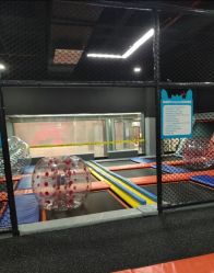 -蹦贝运动中心·蹦床·攀岩·闯关(龙岗店)