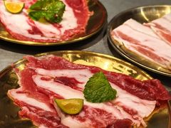 -哈哈碳都·牛肋条无限自助烤肉(台江万达店)