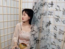 -米兮美学换装自拍馆