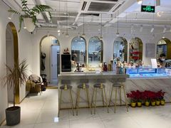 -Fridi Patisserie Cafe