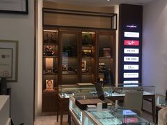 -回瑞眼镜·蔡司·依视路官方授权店(广益路万达店)