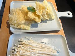 -煲宫猪肚鸡(晶品店)