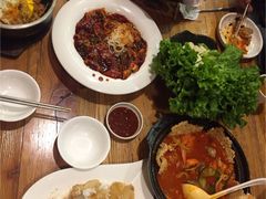 -百年石锅饭·朝鲜族传统民餐