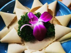 -老牌坊云南鱼豆花火锅(哈西万达店)