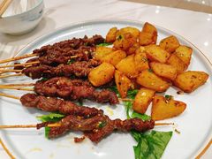 孜然牛肉串-犇逸·乐山跷脚牛肉·四川现炒(览海店)
