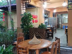 大堂-抚仙湖生态石锅鱼野生菌(告庄店)