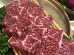 -围炉肉舍•炭烤活鳗•丹东海鲜烤肉(步行街店)