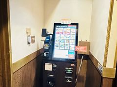 -一兰拉面(新宿中央东口店)