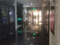 -唯歌量贩式KTV(万豪城市广场店)