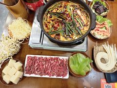 -黔有有贵州酸汤夺夺粉火锅(五味十字店)