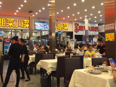 大堂-簋街仔仔小龙虾(总店)