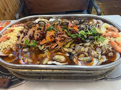 -老东镇啤酒屋海鲜加工·蒸汽海鲜·海鲜烧烤(台东店)