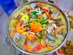 招牌海鲜骨煲-凤城康记饭店