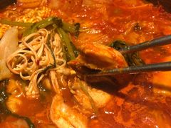 部队年糕鸡肉火锅-花腰餐吧Bistro烧烤 傣味(传媒大学店)