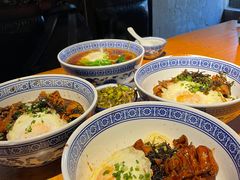 -沪西老弄堂面馆(定西路店)