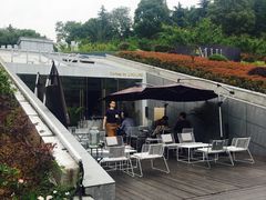 -UNI UNI(环亚凯瑟琳店)