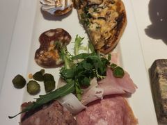 -Khéma Restaurant Pasteur