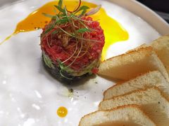 牛肉塔塔配牛油果黑橄榄酱-Solo(衡山路店)