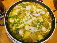 -有红鸡毛店·川菜(建设路店)