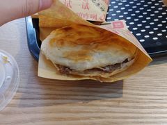 -忆秦时(银泰in77店)